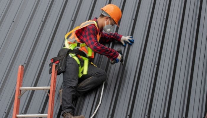 metal-roof-replacement